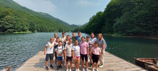 Održan izlet u okviru projekta ”Interventna podrška ukrajinskim izbjeglicama u Crnoj Gori”