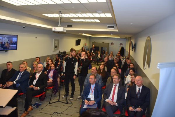 Caritas organizovao konferenciju „ Zapošljavanje mladih – izazovi i prilike ” u okviru regionalnog programa ,,YourJob,,  – Podsticanje pristupa tržištu rada mladih iz ranjivih grupa na Zapadnom Balkanu