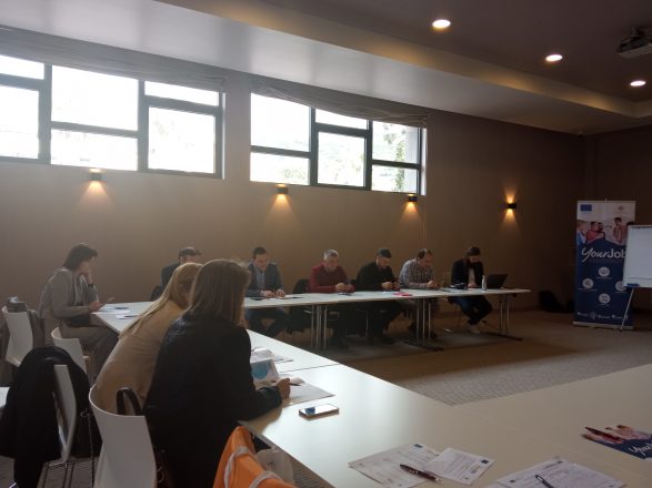 Održan okrugli sto na temu: ,,Stvaranje novih mogućnosti za zapošljavanje i zapošljivost mladih,, u Herceg Novom