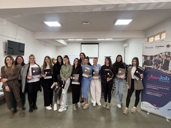 Realizovana obuka tehničar za nokte u okviru regionalnog  programa ,,Your Job”