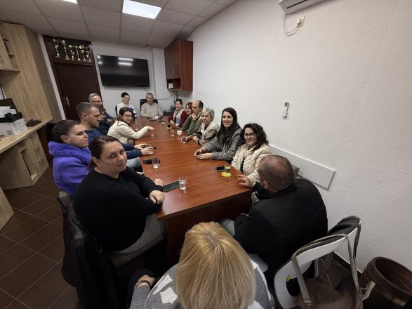 U prostorijama Organizacije slijepih za Bar i Ulcinj  održan seminar „Samostalan život OSI“